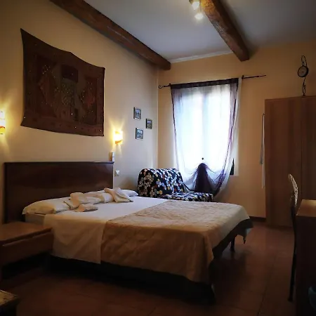 Ca Tron Next To Rialto Bridge Daire Venedik