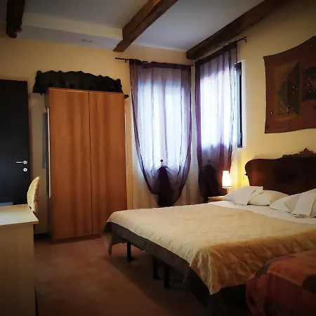 Apartment Ca Tron Next To Rialto Bridge