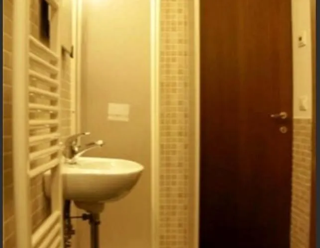 Ca Tron Next To Rialto Bridge ヴェネツィア