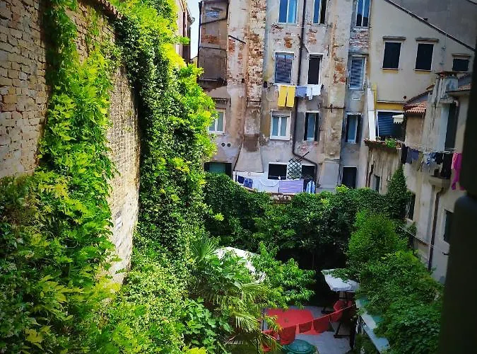 Apartment Ca Tron Next To Rialto Bridge